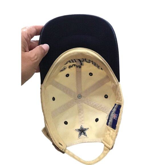 DALLAS COWBOYS MENS OFF WHITE BUCKLE ADJUSTMENTMENT BACK HAT - Picture 6 of 6